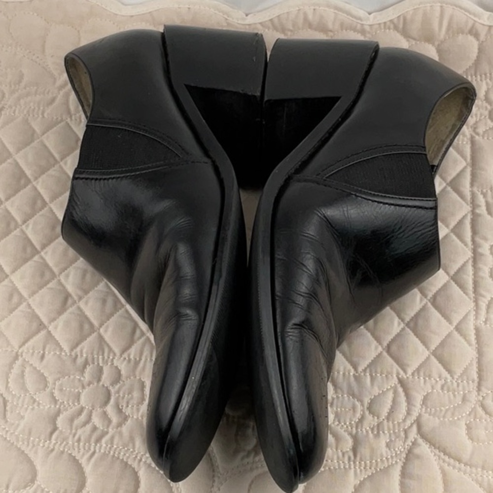 Karen Scott Black Leather Women’s Loafers